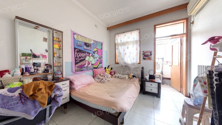 小纬六路67号二手房实景图