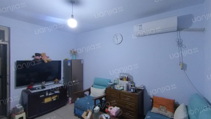 胜利街32号院二手房实景图