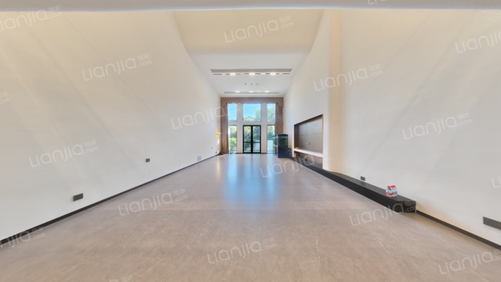 依云小镇二手房实景图