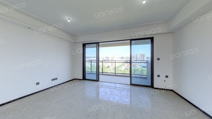 南部湾万科城五期二手房实景图