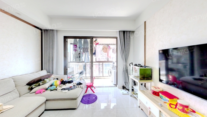 世茂御龙湾二手房实景图