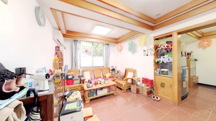 电台大院二手房实景图