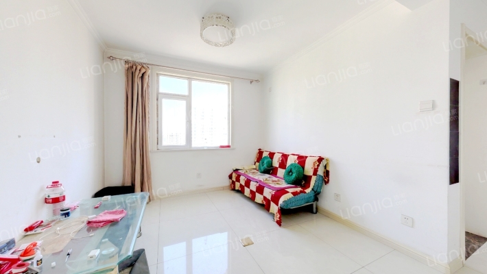 龙康新苑南区二手房实景图