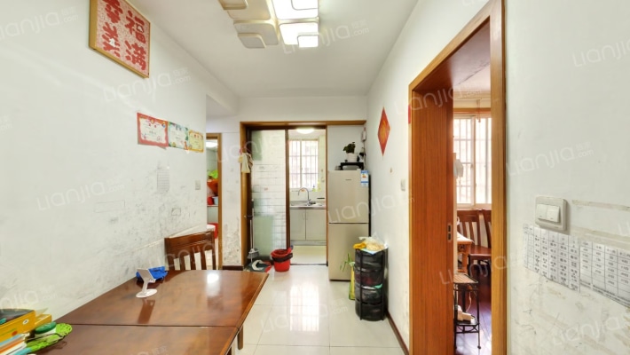 中联新村二手房实景图