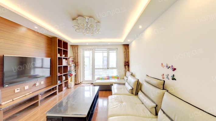 万科蓝山F区二手房实景图