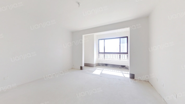 绿地公馆一组团二手房实景图