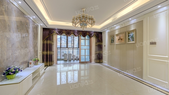 摩卡小镇二手房实景图