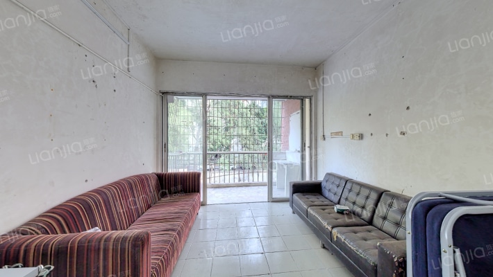 诗宁别墅二手房实景图