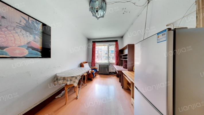 青春街二手房实景图