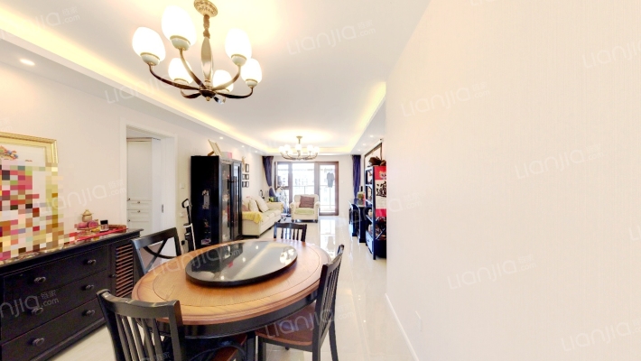 信达·万科翡翠学院二手房实景图