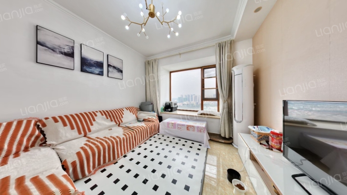 麓山国际云曦台二手房实景图