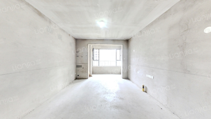 恒大名都三期二手房实景图