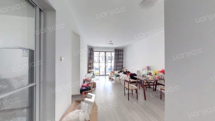 万达临湖苑B区二手房实景图