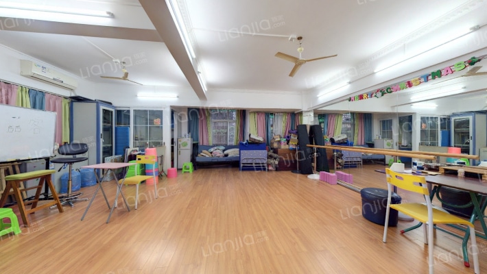 华翠苑二手房实景图