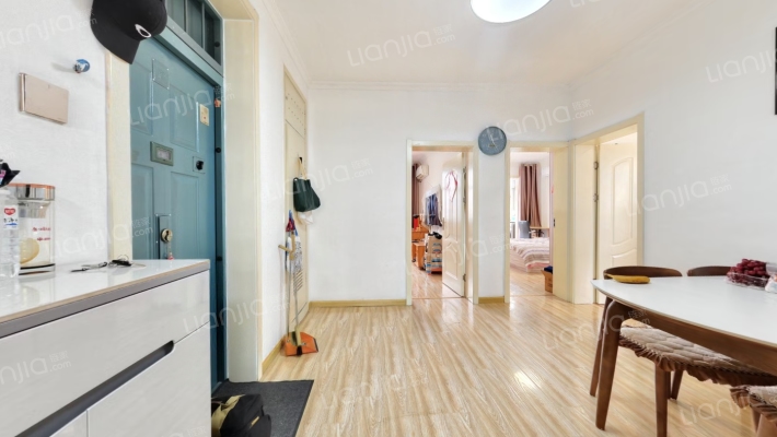 市级机关老党校住宅区二手房实景图