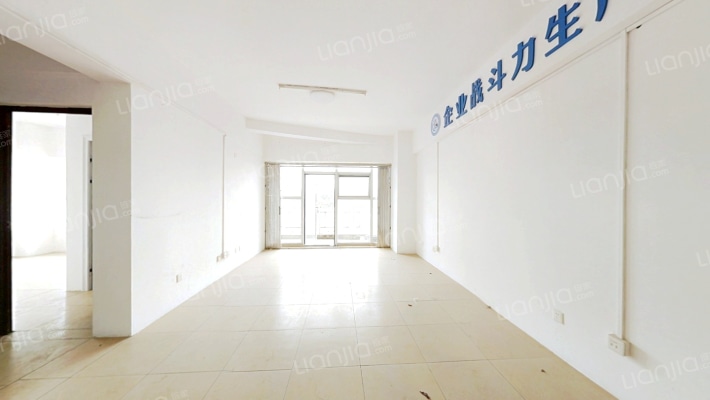 领东尚层二手房实景图