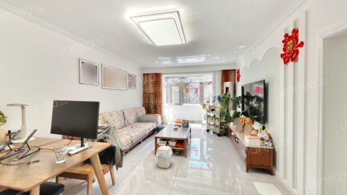 永定路85号院二手房实景图