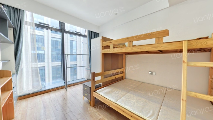 恒祺克拉天玺二手房实景图