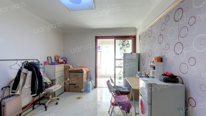 国泰龙城苑西区二手房实景图