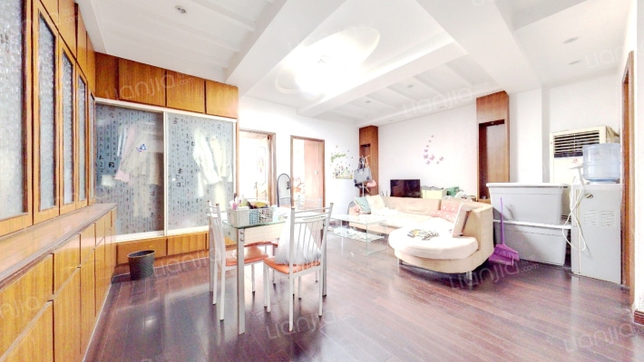 鲈乡广场二手房实景图