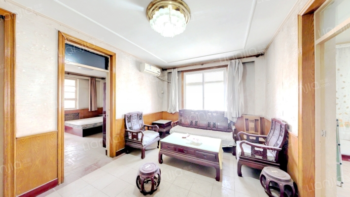 英雄山路94号二手房实景图