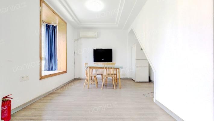 高新花园二手房实景图