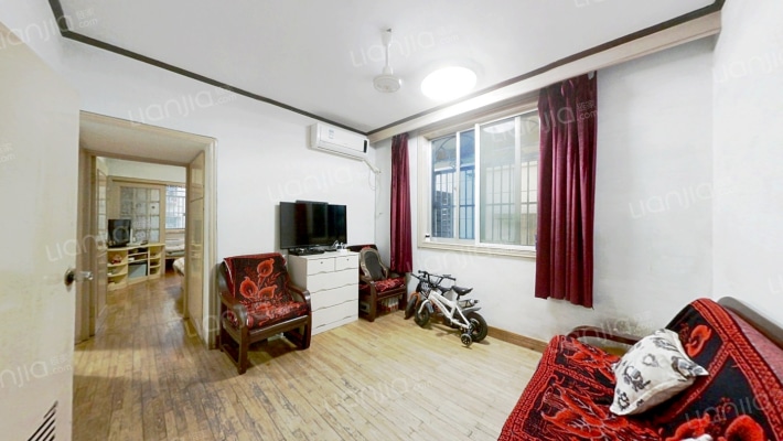 桃花山庄二手房实景图