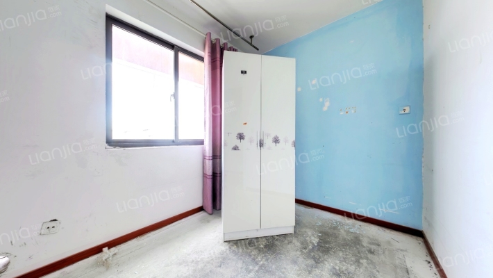 崧泽华城逸泰雅苑二手房实景图