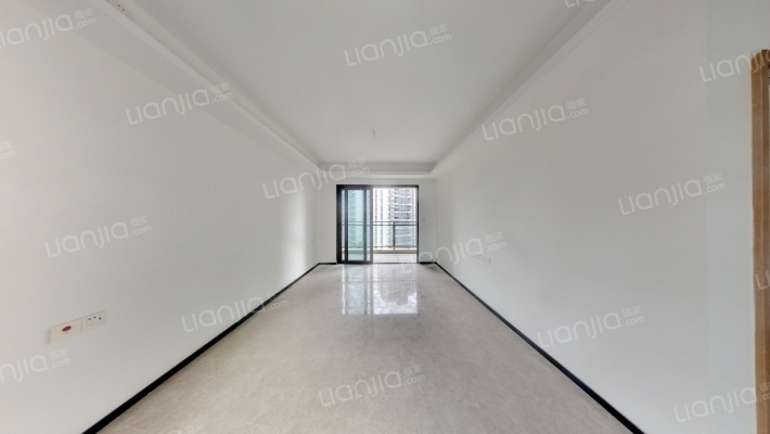 龙光玖悦台二手房实景图