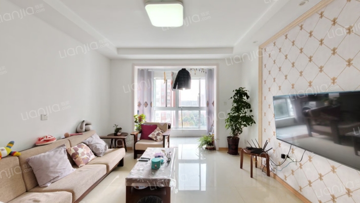 水岸佳苑D区二手房实景图