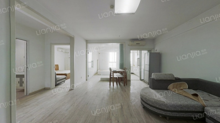 时代广场二手房实景图