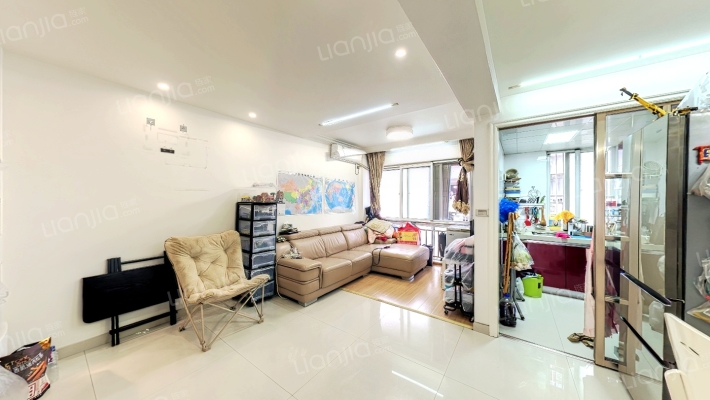 新街公寓二手房实景图