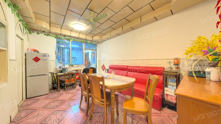 彩香一村五区二手房实景图