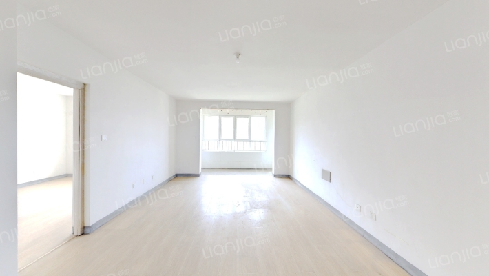 亿达世纪花园二手房实景图