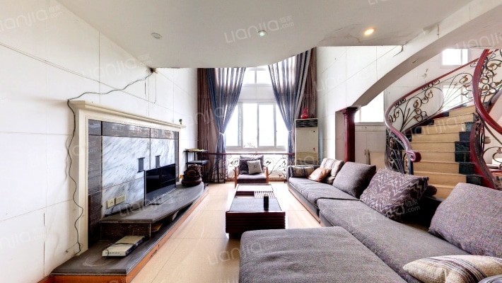 南方花园C4区二手房实景图