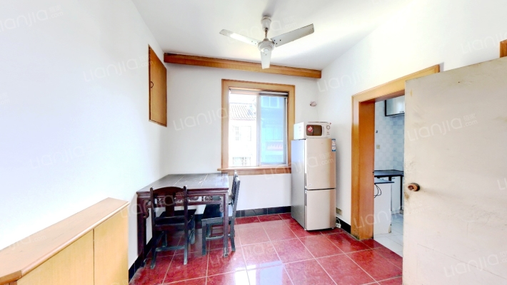 打线里二手房实景图