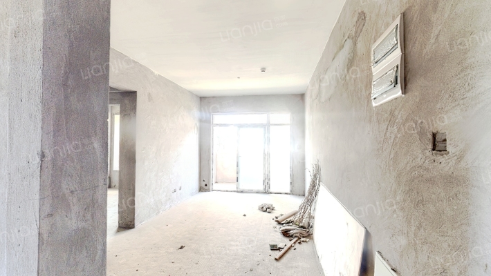 两山秀苑二手房实景图