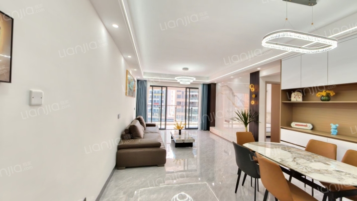 世源天际阳光二手房实景图