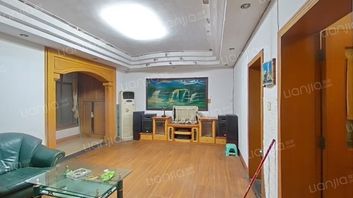 爱民路38号二手房实景图