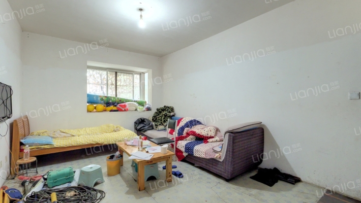 天鹤小区二手房实景图