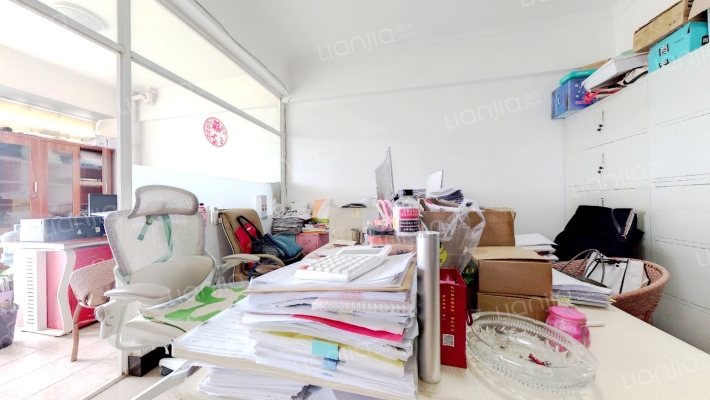 四季公寓二手房实景图