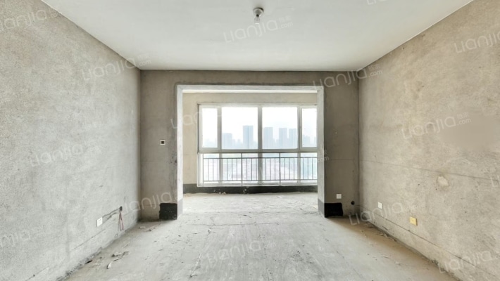 麒锦名邸二手房实景图