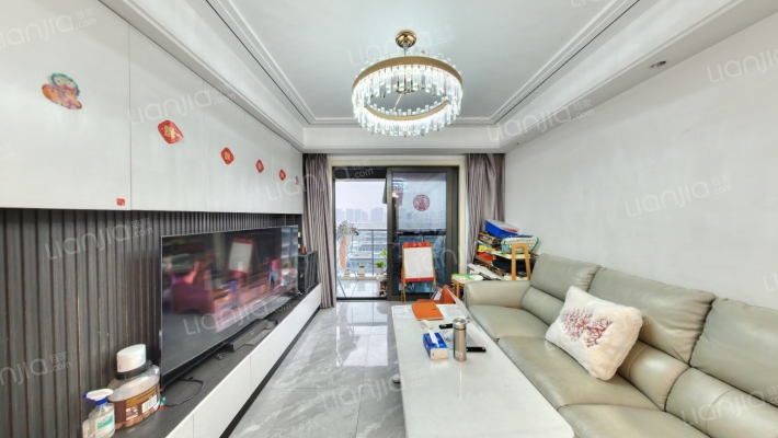 融创金成臻蓝府二手房实景图