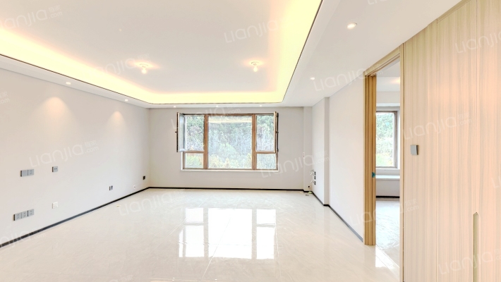 金地城E8二手房实景图