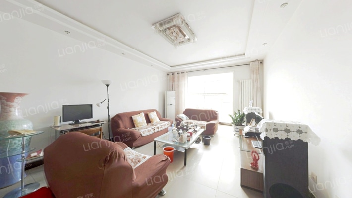 泰安荣锦花园二手房实景图