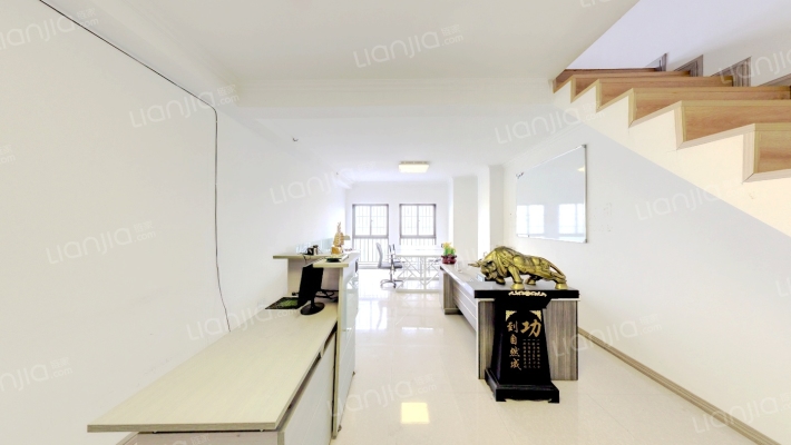 绿地蓝海二手房实景图