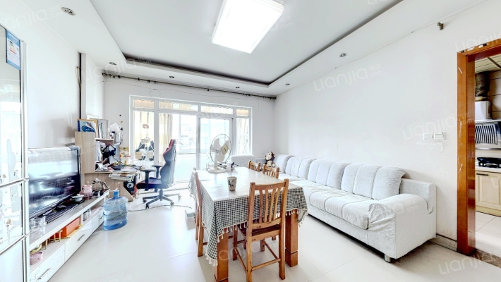 那城二手房实景图