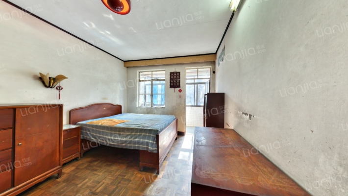 江苏警官学院家属区二手房实景图