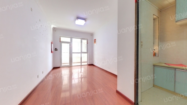 中拥塞纳城二手房实景图