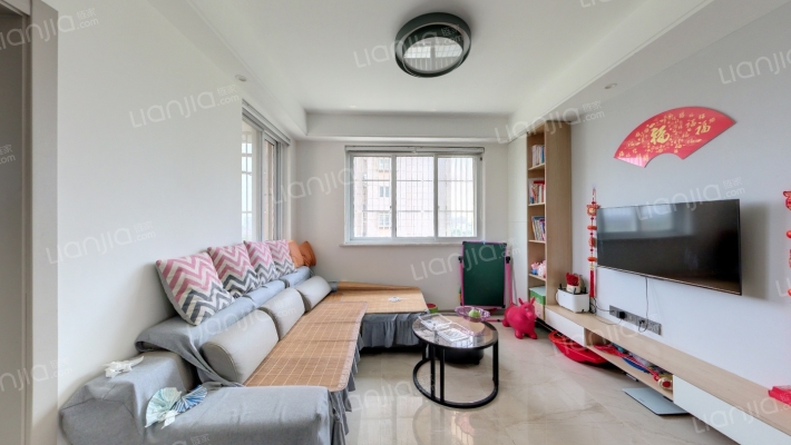 金韵华庭二手房实景图